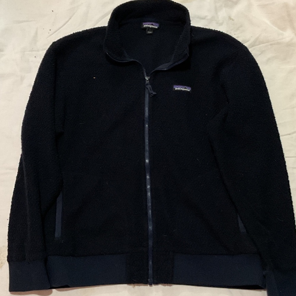 Women’s navy blue fleece Sherpa Patagonia jacket size large